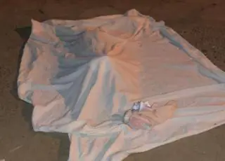 Tragédia- Criança de apenas 03 meses morre atropelada em frente ao hospital municipal, irmão de 04 anos está em estado grave