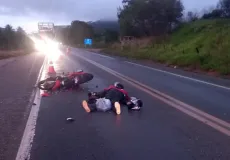 Tragédia na BR-101: Homem e enteado de 15 anos morrem em acidente de moto