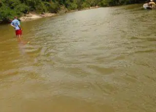 Três irmãs morrem afogadas tentando salvar irmã de 5 anos