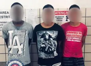 Três jovens foram presos com drogas na Urbis em Teixeira de Freitas