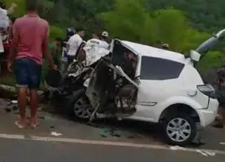 Três mortos e quatro feridos em acidente na BR 101 no interior da Bahia