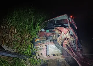 Homem morre e duas pessoas ficam em estado grave em acidente na BR-101 no município de Vereda