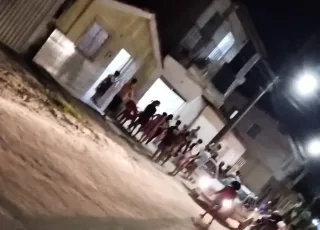 Três pessoas são baleadas em tentativa tripla de homicídio no Vila Vargas, em Teixeira de Freitas