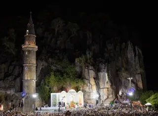 Três séculos de devoção fazem de Bom Jesus da Lapa um dos maiores destinos religiosos do país