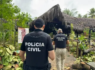 Três suspeitos de matar pai e filho em assentamento de Itamaraju são presos