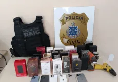 Trio é preso após furto em loja de Eunápolis; Polícia Civil recupera iPhones e perfumes importados