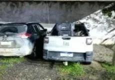 Trio é preso com veículos roubados e arma de fogo na zona rural de Itabela