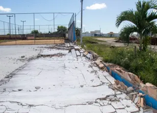 Tristeza – Centro de Lazer é destruído por ordem do governo