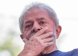 TSE suspende inserções do PT na TV que usam imagem de Lula