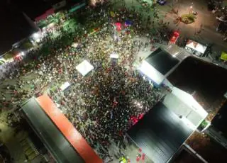 Uma grande festa celebrou os 167 anos de Caravelas