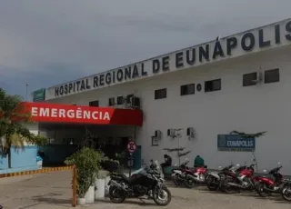 Uma pessoa morre e quatro ficam feridas durante ataque a tiros a uma casa em Eunápolis