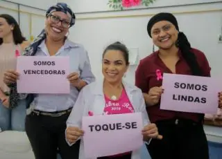 Unacon realiza dia em homenagem ao Outubro Rosa em Teixeira de Freitas