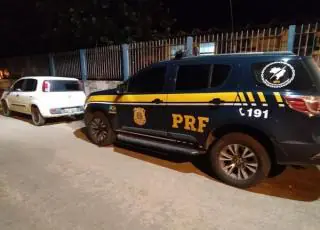 Uno roubado em Salvador é recuperado pela PRF na BR 101 em Itamaraju