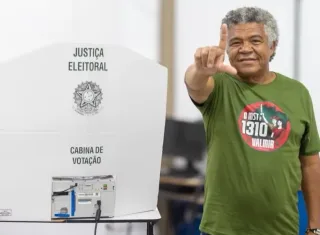 Valmir Assunção mantém força eleitoral e consolida espaço entre os principais nomes do PT baiano