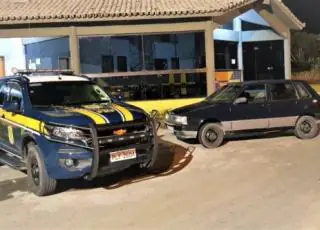 Veículo furtado em Teixeira de Freitas (BA) é recuperado pela PRF em Porto Seguro