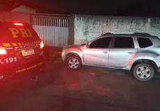 Veículo roubado em Salvador é recuperado pela PRF em Eunápolis