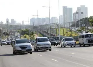 Veículos com placas de finais 1 e 2 têm desconto de 10% no IPVA