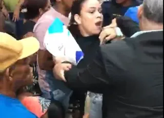Vereador agride servidora pública e cenas de violência e baixarias marcam sessão da Câmara de Vereadores de Teixeira de Freitas