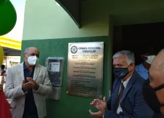 Vereador Gilminha inaugura reforma da Câmara de Caravelas