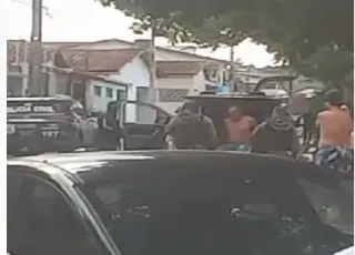 Vídeo - "Polícia Civil desencadeia operação em Itamaraju. Polícial suspeito de envolvimento na morte do carteiro foi preso 