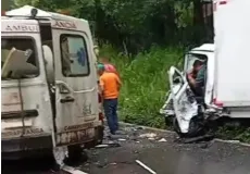 Vídeo - Ambulância de Ibirapitanga se envolve em acidente na BR-415 e deixa acompanhante em estado grave