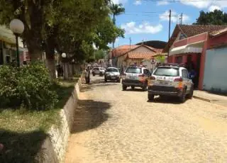 Vídeo - Assalto ao Sicoob de Bertópolis mobilizou as policias de Minas Gerais e Bahia