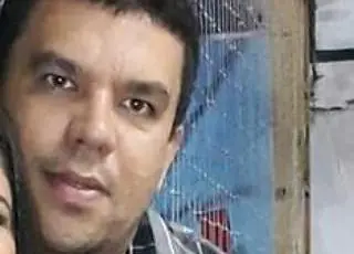 Vídeo -Comerciante é assassinado dentro de mercadinho em Feira de Santana