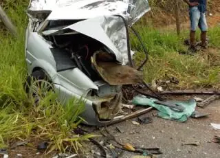 Vídeo - Duas pessoas morrem em acidente na BR 418 em Minas Gerais