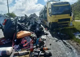 Vídeo flagra colisão fatal causada por ultrapassagem indevida em Alagoinhas