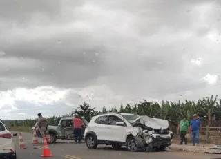 Vídeo -Idoso morre em acidente perto de Nova Lídice; padre e seminarista estão entre os feridos