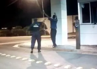 Vídeo mostra porteiro sendo morto a tiros após discussão por causa de bola de papel