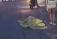 Vídeo: Motociclista morre após colisão com carro no anel viário em Porto Seguro