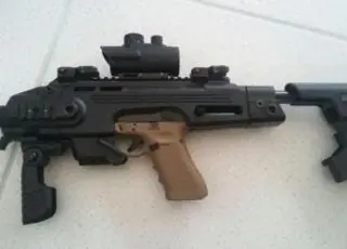 Vídeo - PRF apreende kits que transformam pistolas em metralhadoras