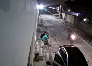 Vídeo registra ataque a tiros em Posto da Mata que deixou dois homens em estado grave