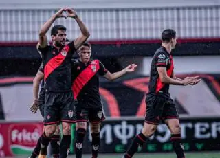 Vídeo: Teixeirense marca primeiro gol do Atlético Goianiense fora do país e faz história na Sul-Americana