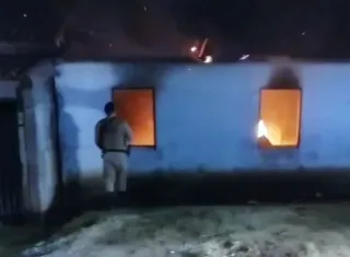 Vídeos - Fogo mata mãe e três filhos, sendo uma cadeirante, em Itapebi (BA)