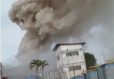 Vídeos - Incêndio atinge Centro de Tratamento da Embasa em Itamaraju