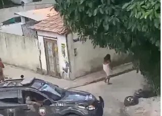 Vídeos - Intenso tiroteio entre  polícia e bandidos  levar pavor a moradores de Cabrália 