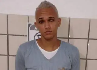 Vigilante de creche é preso pelo PETO com mais de 3 kg de drogas no João Mendonça em Teixeira
